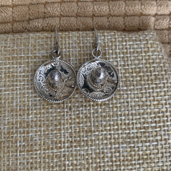 Sterling sombrero earrings from Mexico - Picture 4 of 5